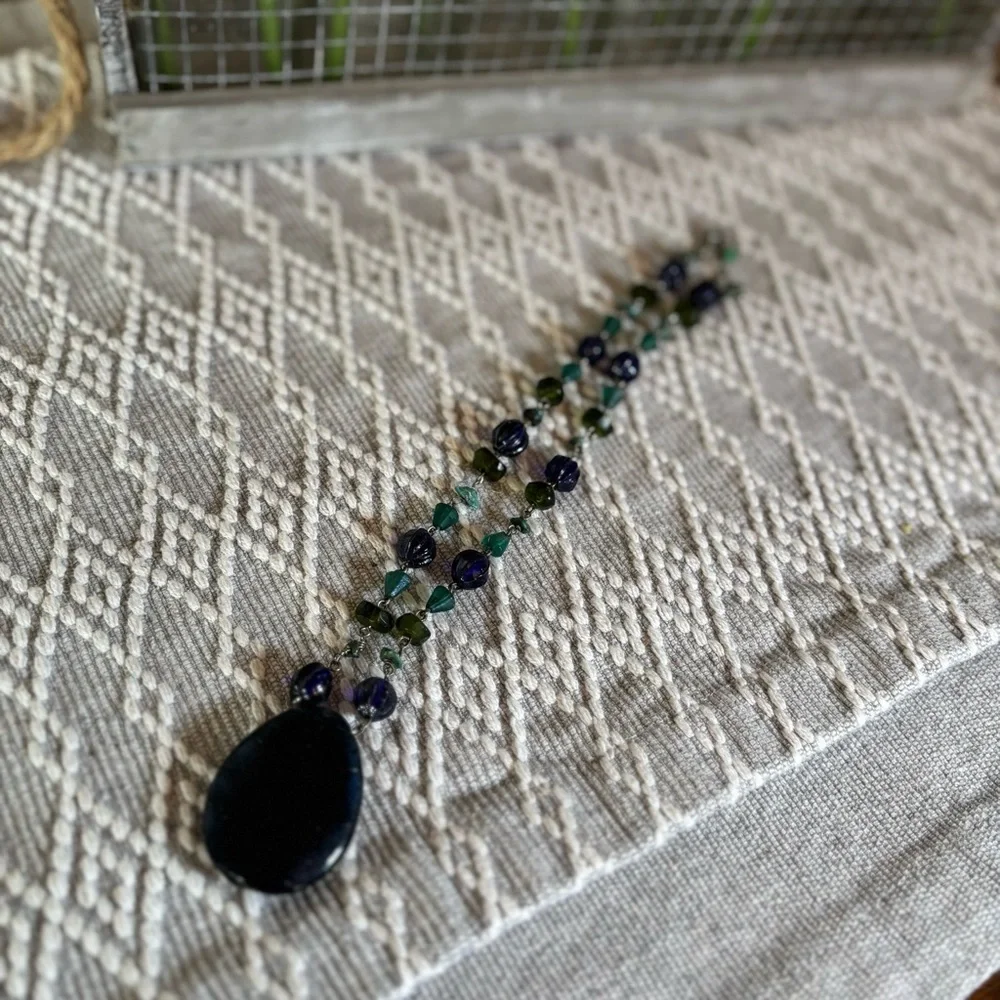 Vicky Jousan Navy and green glass &‎ stone beaded pendant necklace, 18”.